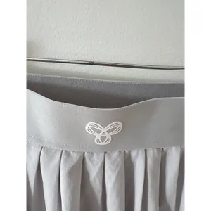 Aritzia TnAction Pleated Tennis Skirt Light Gray Athletic Athleisure‎ Skort M thumbnail 3