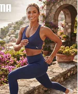 Puma Women Seamless Sports Bra 2-Pack Navy Blue Magenta Pink Adjustable Straps thumbnail 1