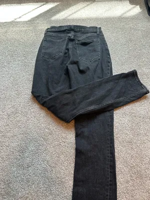 Abercrombie Black Curve Love Slim Straight Ultra High Rise Jeans thumbnail 2