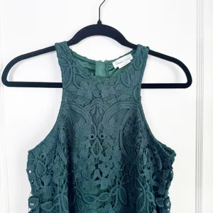 Lovers & Friends x Revolve Caspian Shift Dress Hunter Green Lace Racerback XS thumbnail 5