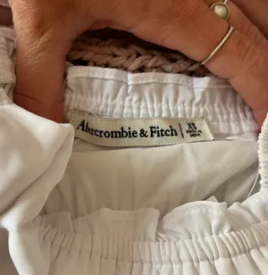 Abercrombie White Top thumbnail 5