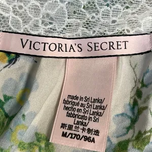 Victoria's Secret Green Floral Lace Sleeveless Cami Tank Peplum Blouse Top M thumbnail 4