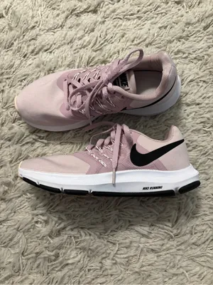 Nike “Run Swift” Women’s Size 6.5 Plum Chalk Color thumbnail 3