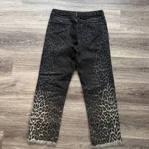All Saints Gray Leopard Print Jeans 27 High rise Straight Leg Denim Cropped Rock thumbnail 4