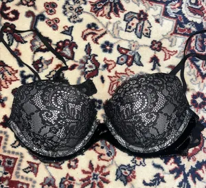 Victoria's Secret Final price !! Very Sexy Bra thumbnail 1
