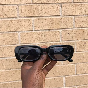 Retro Preppy Vintage 2000s Y2K Classic Black Square Rectangle Sunglasses Goth Academia #whimsygoth #boho #minimalist #grunge #streetwear thumbnail 4