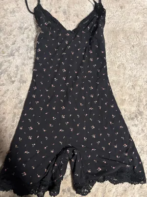 SKIMS Bodysuit thumbnail 1
