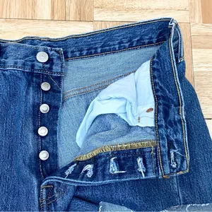LEVI’S 501 Button Fly Denim Cut-off Shorts Size 34 thumbnail 7