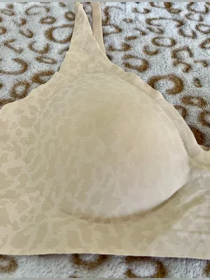 Seamless Nude Wireless T thumbnail 2