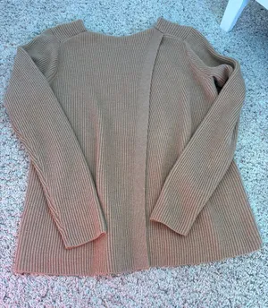 Banana Republic Sweater thumbnail 2