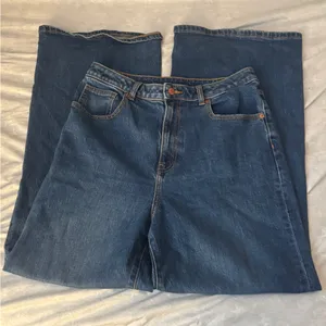 Classic Blue Women's Jeans thumbnail 10