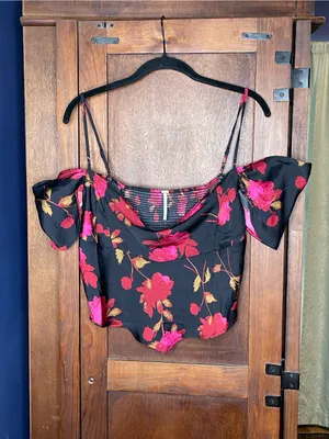 Free People Cassandra NEW Floral Cold Shoulder Flutter Crop Top Black Corset L thumbnail 4