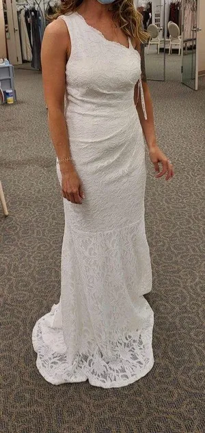 David's Bridal Wedding Dress thumbnail 1