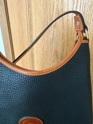 Downeast VINTAGE dooney and bourke leather purse thumbnail 5
