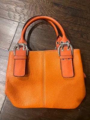 Tignanello Vibrant Orange Pebbled Leather Bag thumbnail 4