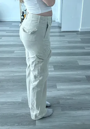 Zara Khaki cargo pants with pockets thumbnail 2