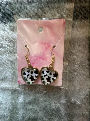 Cowboy Hat and Heart Cow Print Drop Earrings Set thumbnail 3