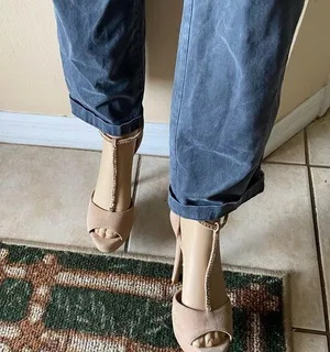 Steve Madden suede ankle & T strap 4 1/2” stiletto heel thumbnail 5
