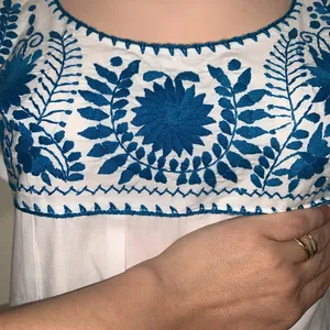 Mexican handmade blue embroidered woman size SMALL shirt made in Mexico thumbnail 2