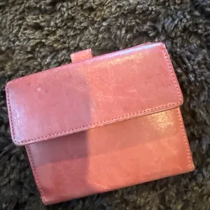 red Coach leather bifold wallet. thumbnail 4
