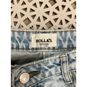 Rolla's Original Straight High Rise Jeans in Sunbleach Worn 28 Womens Denim Pant thumbnail 8