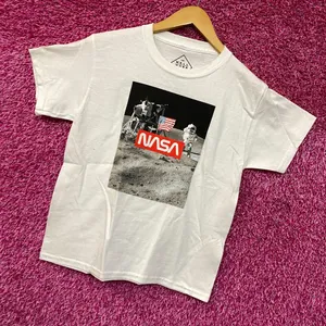 NASA Moon landing Tshirt size medium thumbnail 3