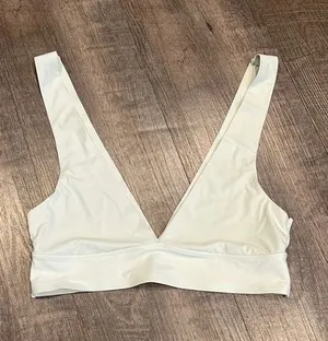 Urban outfitters brawl let with plunging neckline thumbnail 1