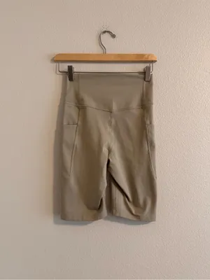 The North Face Women's Bike Shorts in Taupe Olive thumbnail 3