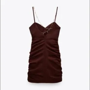 Zara DRAPED DRESS WITH JEWEL‎ CHAIN AT BACK thumbnail 3