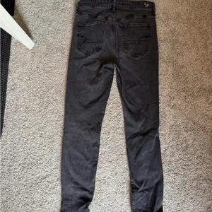 American Eagle Outfitters Hi Rise Jeans thumbnail 3