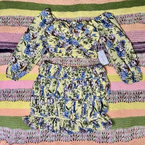 Floral Off-Shoulder sheer long sleeve crop top and mini skirt set Size L thumbnail 1