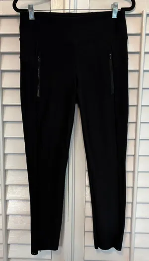 Athleta Stellar Perforated Crop Pant/Leggings Size Small‎ thumbnail 1