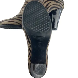Aerosoles Patrole Car Zebra Print‎ Calf Hair Ankle Boots Womens 9M Brown Black thumbnail 9