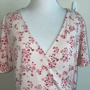 5/$30 🎈 41 hawthorn women’s XL‎ pink floral wrap blouse thumbnail 2