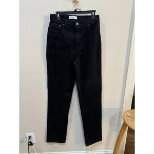 NEW Abercrombie Curve Love '90s Straight Ultra High Rise Black Jeans Size 29 8 thumbnail 2