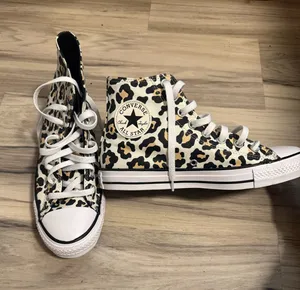Cheetah Print Converse thumbnail 1