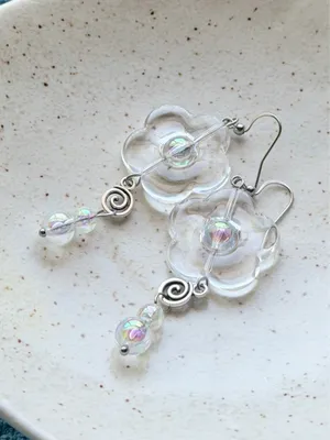 Handmade flower & swirl dangle funky cute earrings 💐🌀🩵 thumbnail 4