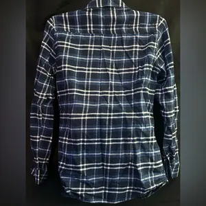 Blue Age Jeans USA Women’s LG Plaid Button-Up Flannel Shirt Navy Blue thumbnail 2