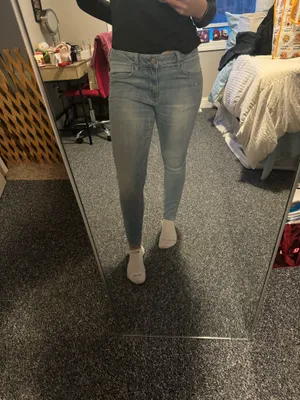 American Eagle Jeans thumbnail 2