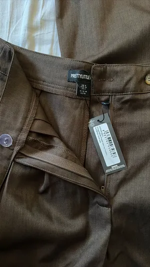 Pretty Little Thing Trousers thumbnail 2