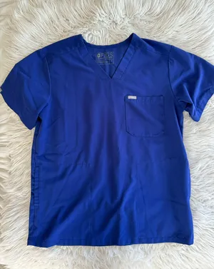 FIGS Scrub Top thumbnail 3