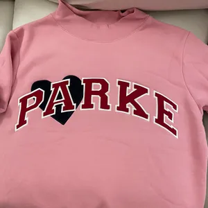 PARKE Valentine’s Special Edition Jean Heart Varsity Fleece Mockneck Blush L/XL thumbnail 5