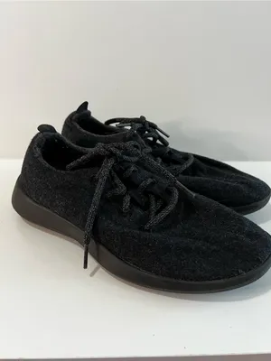 Allbirds Women’s WR Wool Runner Raven Dark Gray Merino Wool Shoes thumbnail 2