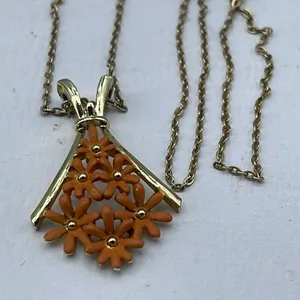 Vintage floral pendant necklace. 18” chain. thumbnail 1