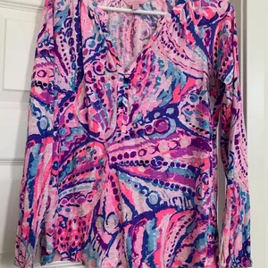 Lilly Pulitzer Meg Colony Coral Shell Out Pink Purple Top Cotton Small Shirt HTF thumbnail 3