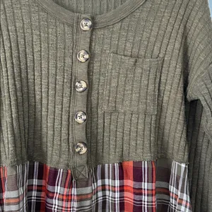 Cato Olive and Red Ribbed Plaid Long Sleeve Tunic Top w buttons thumbnail 3