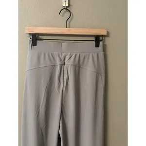 Halara Women Light Grey Wide Leg‎ Palazzo Pants Elastic Waist Pockets Size XS thumbnail 6
