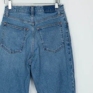 Abercrombie Fitch‎ Womens Curve Love 90s Straight Ultra High Rise Jeans Size 26S thumbnail 6