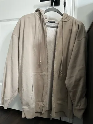 Brandy Melville Sweatshirt thumbnail 1