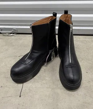 Wild Fable Womens Black Front Zip Chunky Platform Ankle Boots Size 11 NWT thumbnail 1